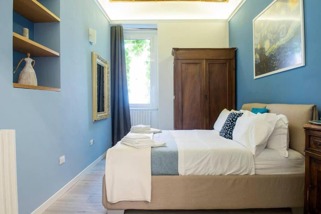 Colosseum/Panisperna Nina Apartament With Terrace Рим Екстериор снимка