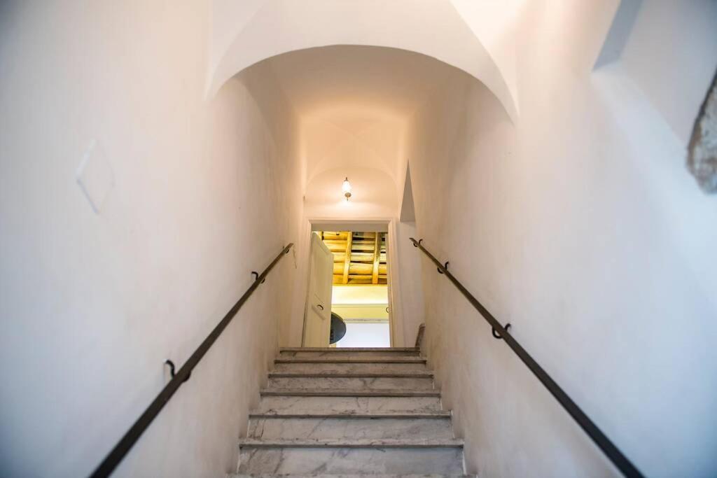 Colosseum/Panisperna Nina Apartament With Terrace Рим Екстериор снимка